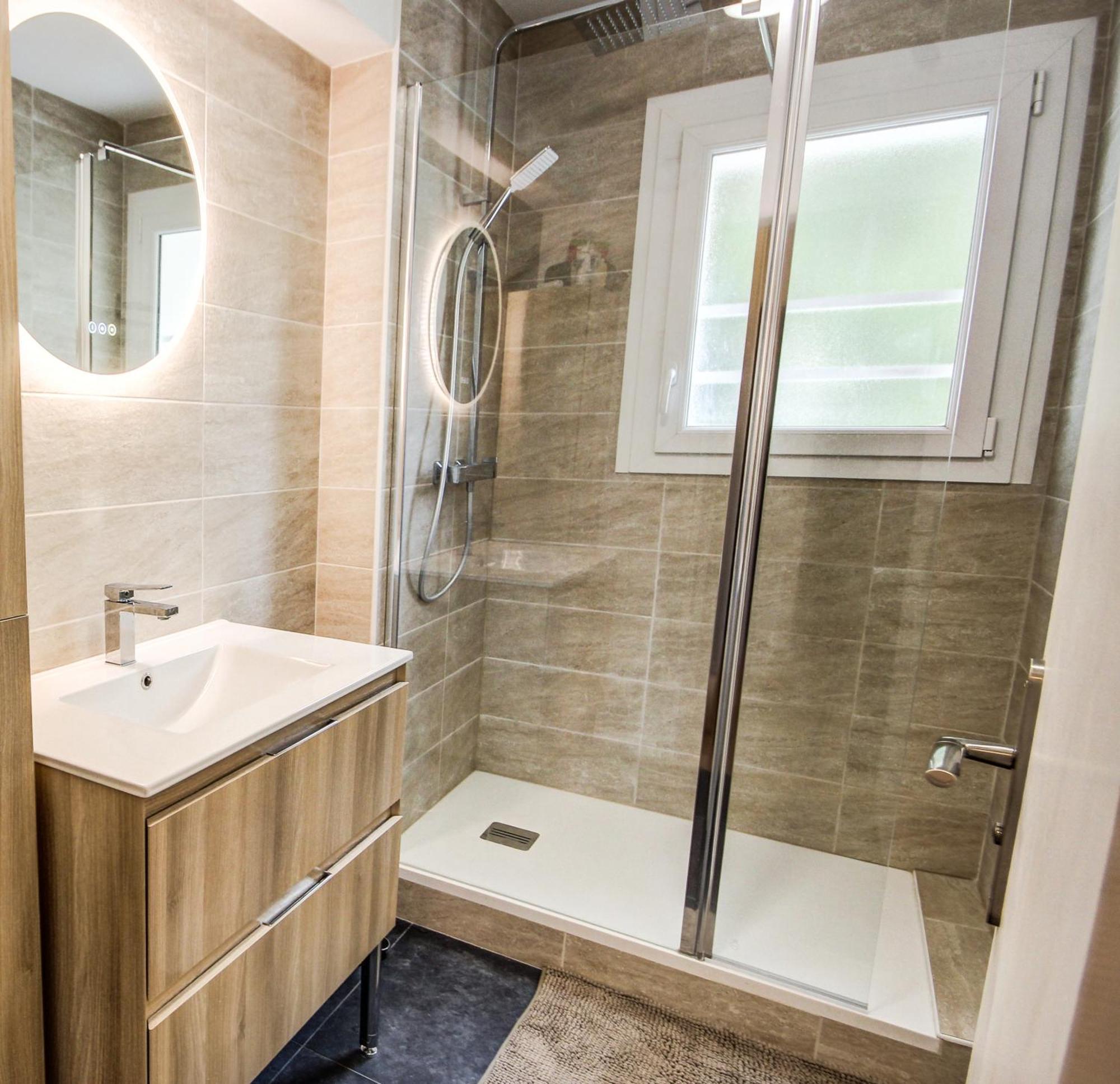 Suite T5 Rennes Gare - Parking Prive Gratuit מראה חיצוני תמונה